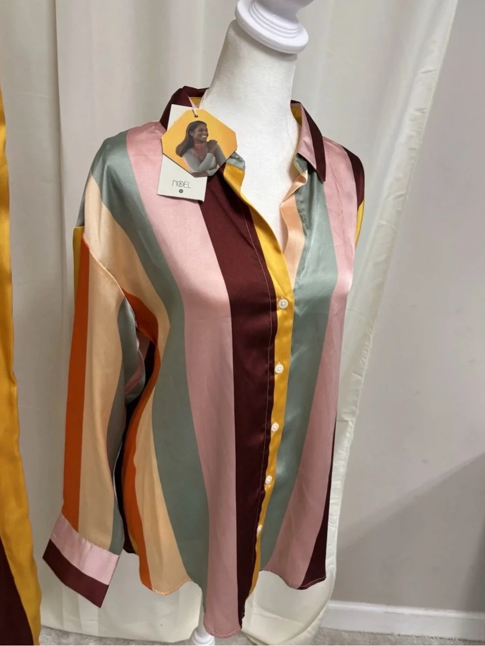 Fe Noel two piece